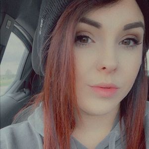 Meet your Posher, Annessa